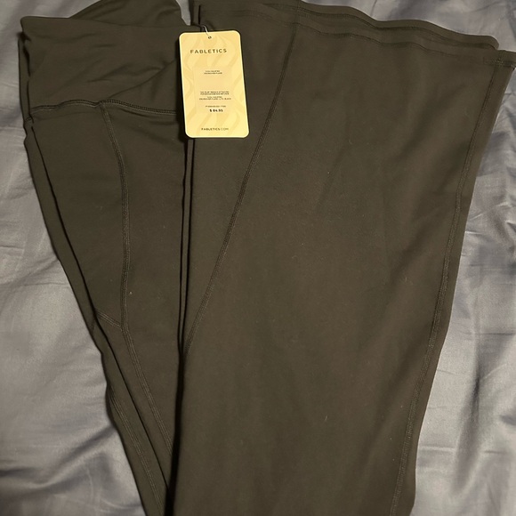 Fabletics pants - Picture 2 of 3